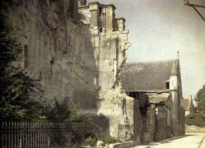 The northern facade of the Cathedrale Saint-Gervaise-et-Saint-Protais, begun in 1180 and seriously damaged during the war, Soissons, Aisne, France, 1917 by Fernand Cuville